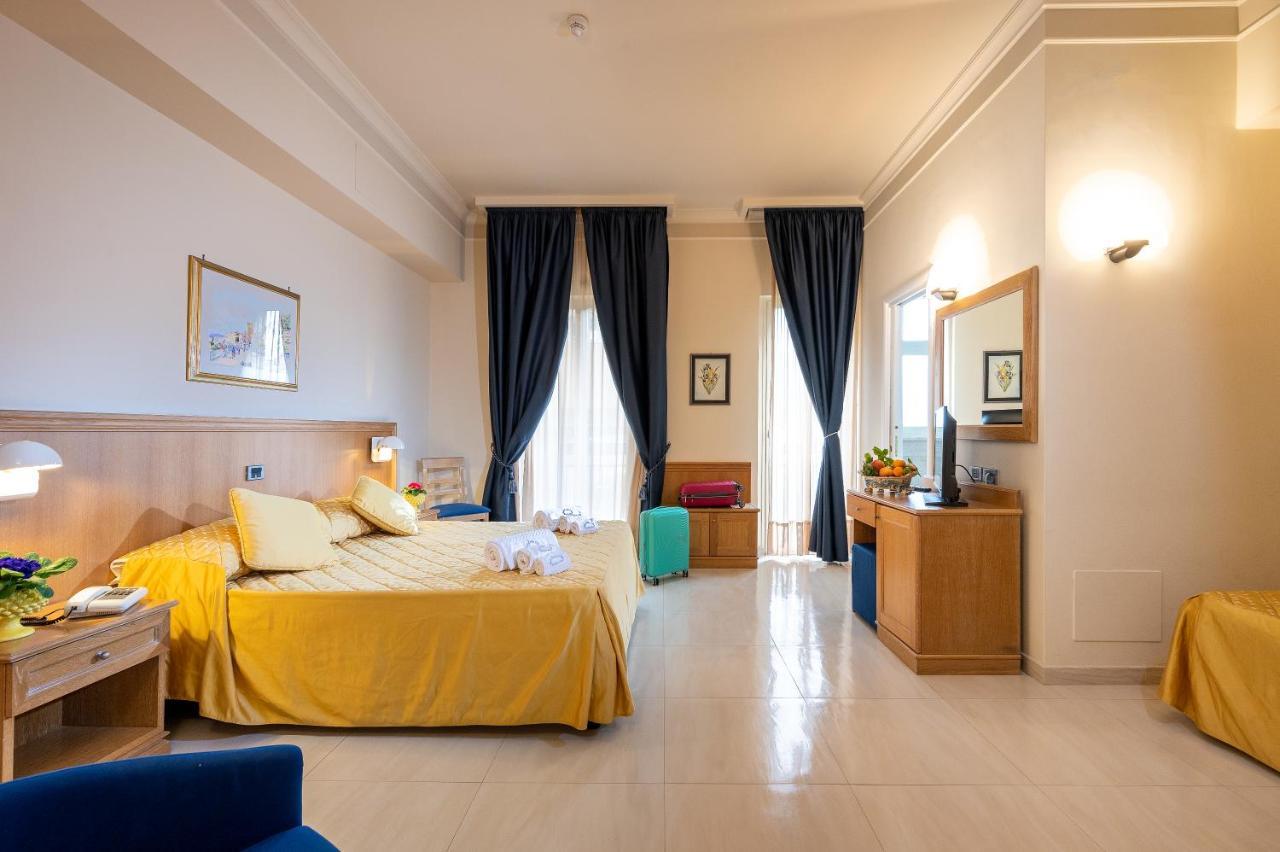 Hotel Sabbie D'oro Giardini-Naxos