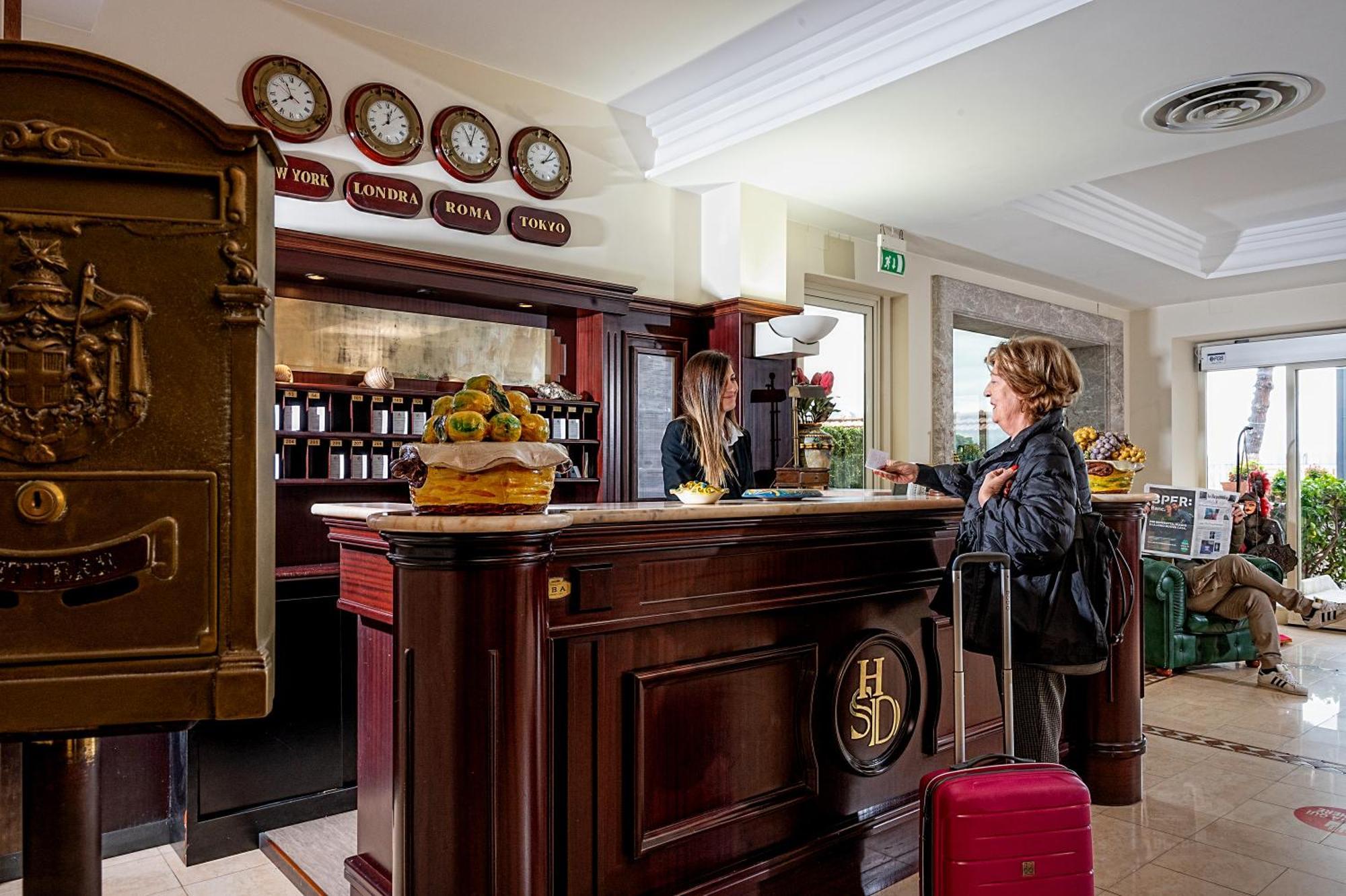 Hotel Sabbie D'oro Giardini-Naxos