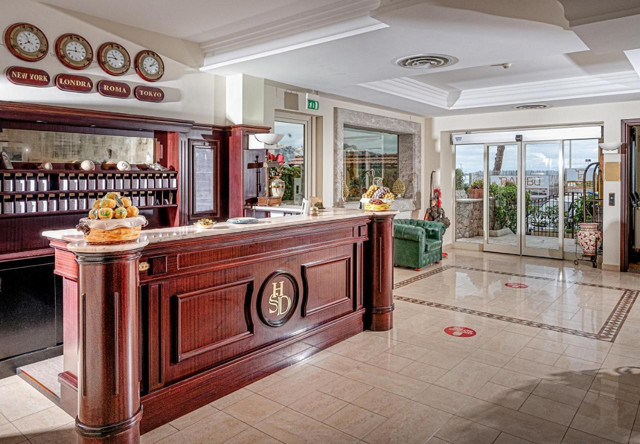 Hotel Sabbie D'oro 4*