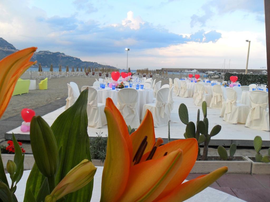 Sabbie D'oro Giardini-Naxos